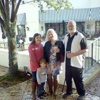 Robin Carden Photo 2