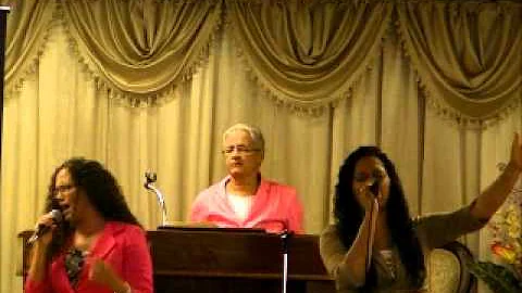 Janet Rosado Photo 31