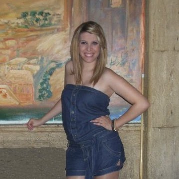 Adela Cano Photo 14