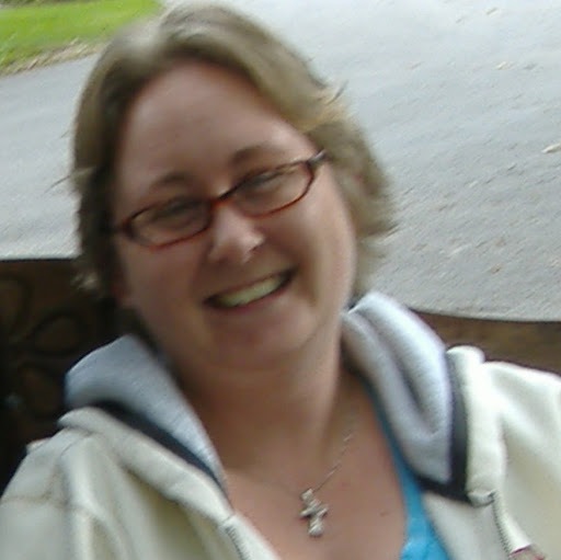 Adrienne Graham Photo 15