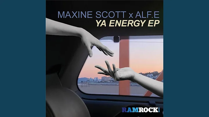 Maxine Scott Photo 34