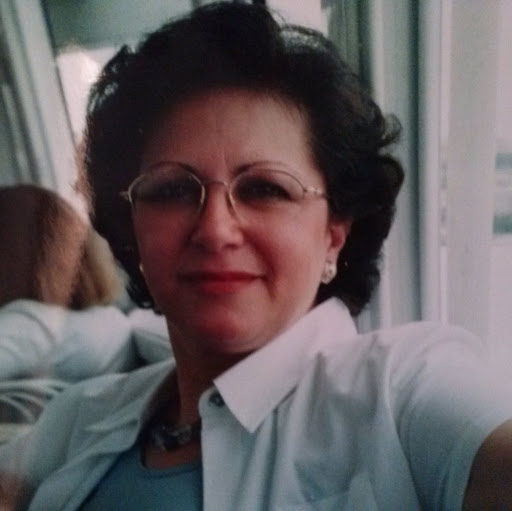 Mercedes Robles Photo 10