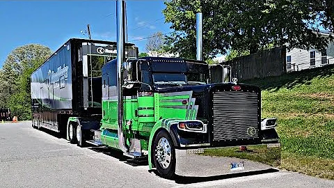 Tony Huddleston Photo 27