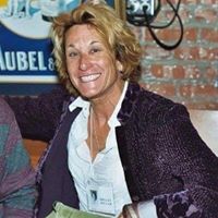 Shelley Sinclair Photo 4
