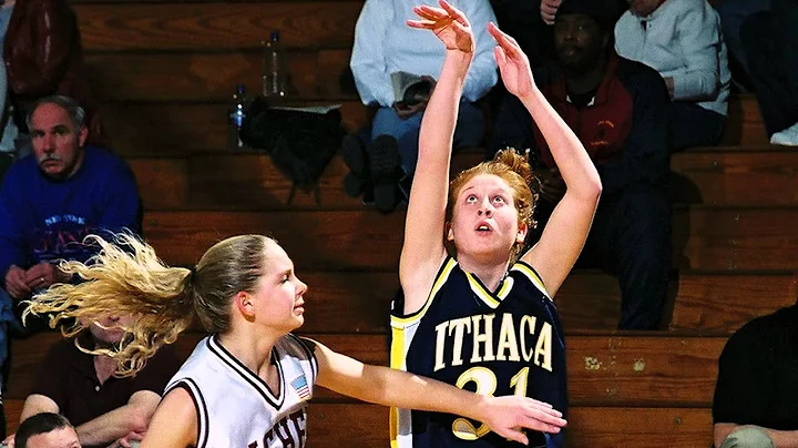 Stephanie Cleary Photo 31