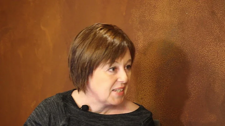 Barbara Marinelli Photo 22