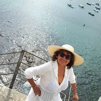 Dora Caro Photo 4