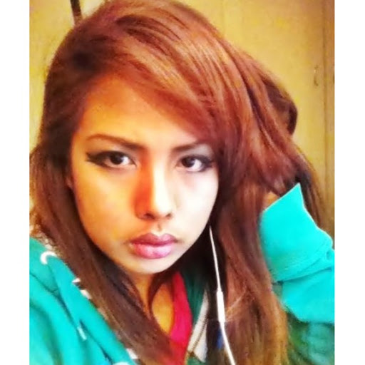 Kimberly Navarro Photo 13