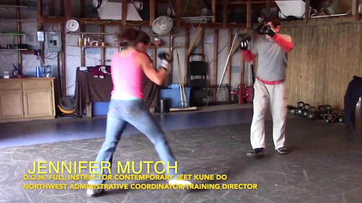 Jennifer Mutch Photo 18