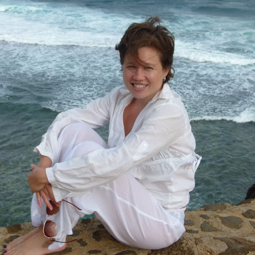 Nathalie Cox Photo 10
