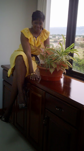 Roberta Francis Photo 9