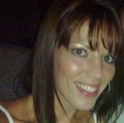Renee Saylor Photo 9