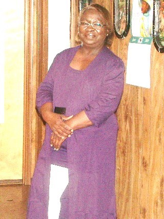 Goldie Jones Photo 17