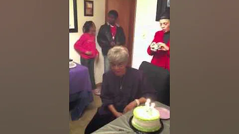 Yvonne Echols Photo 8