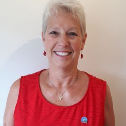 Monica Kemp Photo 15