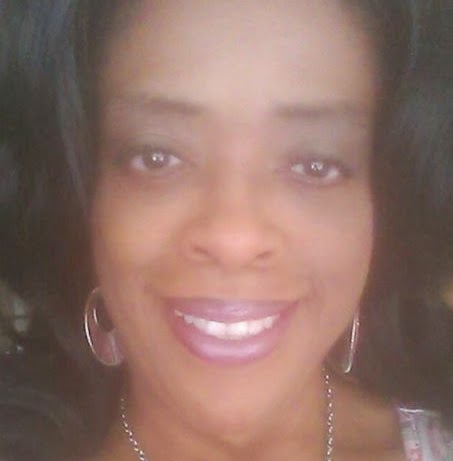 Glenda Davis Photo 12