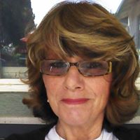 Lora Campbell Photo 9