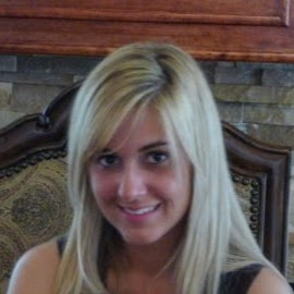 Christi Thompson Photo 17