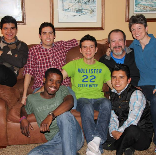 Tommy Ruiz Photo 10