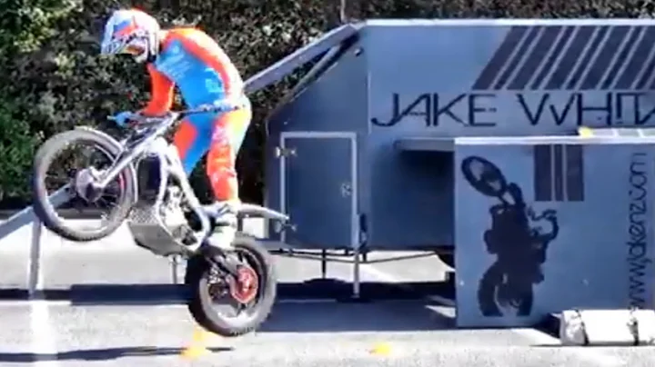 Jake Whitaker Photo 25