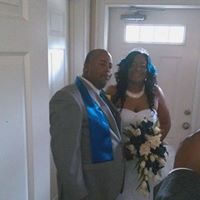 Sondra Roberts Photo 4
