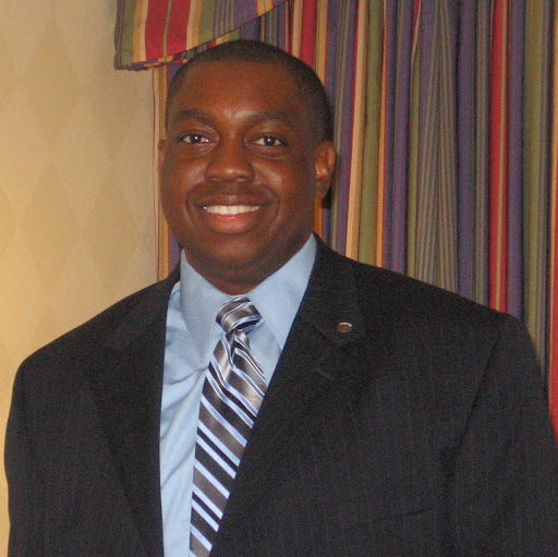 Derrick Houston Photo 9