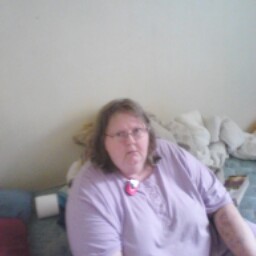 Mary Winger Photo 5