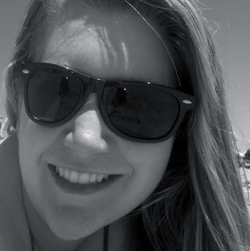 Lauren Mahaffey Photo 9