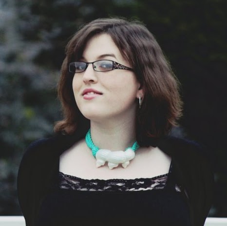 Sara Thompson Photo 10