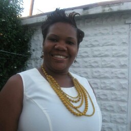 Andrea Groves Photo 13