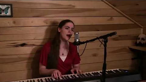 Kate Metz Photo 18