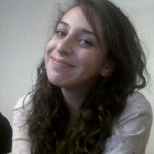 Carla Lobato Photo 7