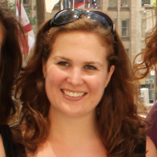 Amy Weaver Photo 18