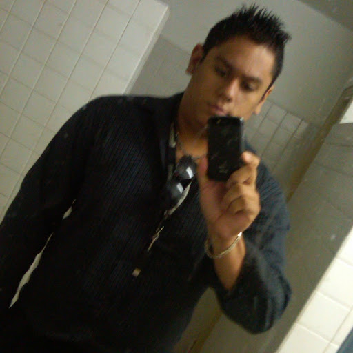 Robyn Gonzalez Photo 11