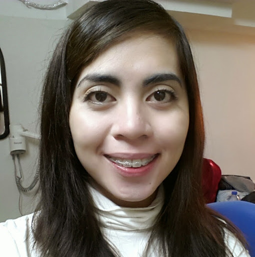 Leslie Gonzales Photo 12