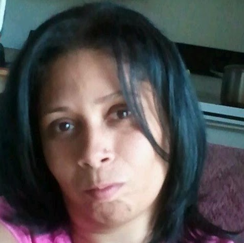 Loraine Torres Photo 12