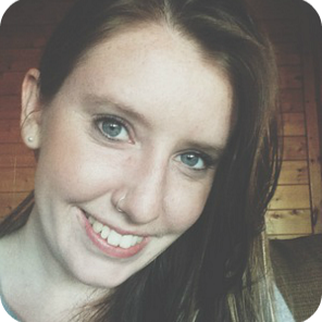 Alana Dewitt Photo 2