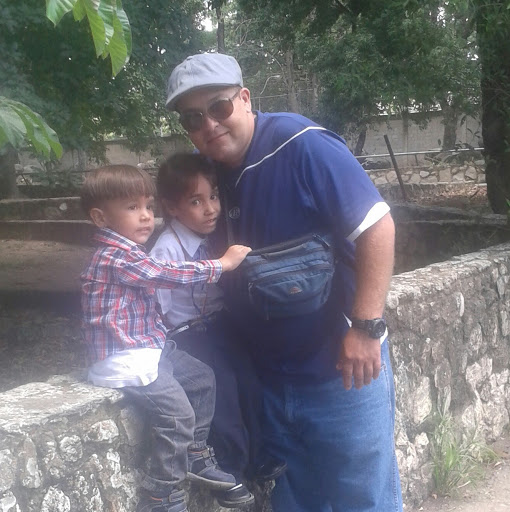 Guillermo Fuentes Photo 15