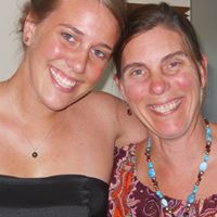 Elizabeth Riordan Photo 4