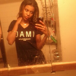 Tianna Johnson Photo 12
