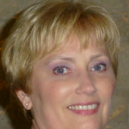 Cindy Cummings Photo 12