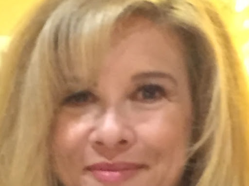 Allison Brenner Photo 8