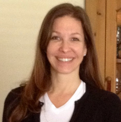 Emily Cash Photo 15