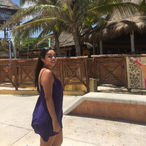 Ana Nava Photo 15