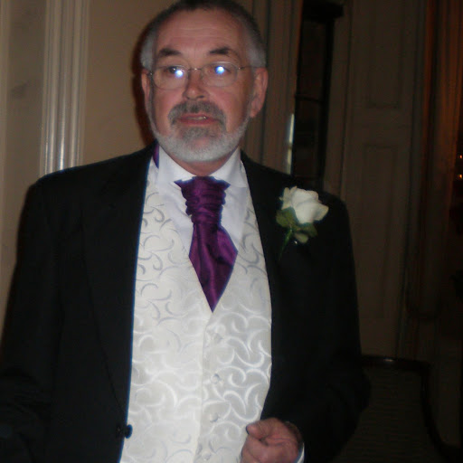 Adrian Blake Photo 16