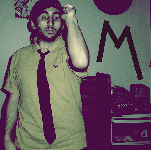 Michael Aponte Photo 9