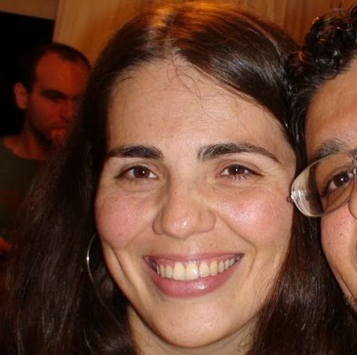 Claudia Oliveira Photo 10