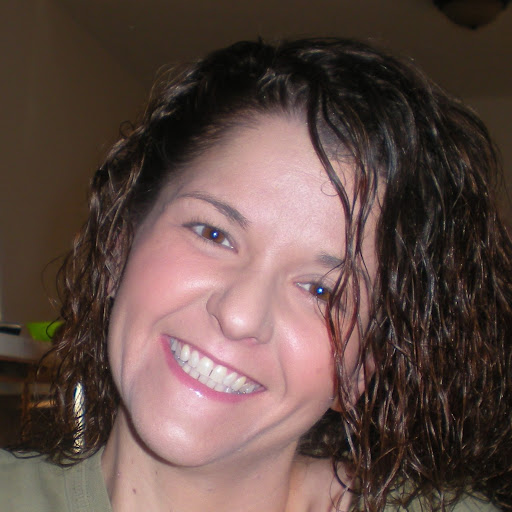 Bobbi Hall Photo 12