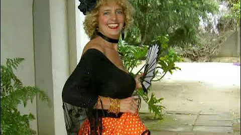 Deborah Janssen Photo 15