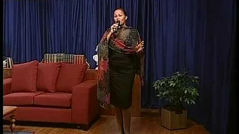 Francine Bell Photo 24